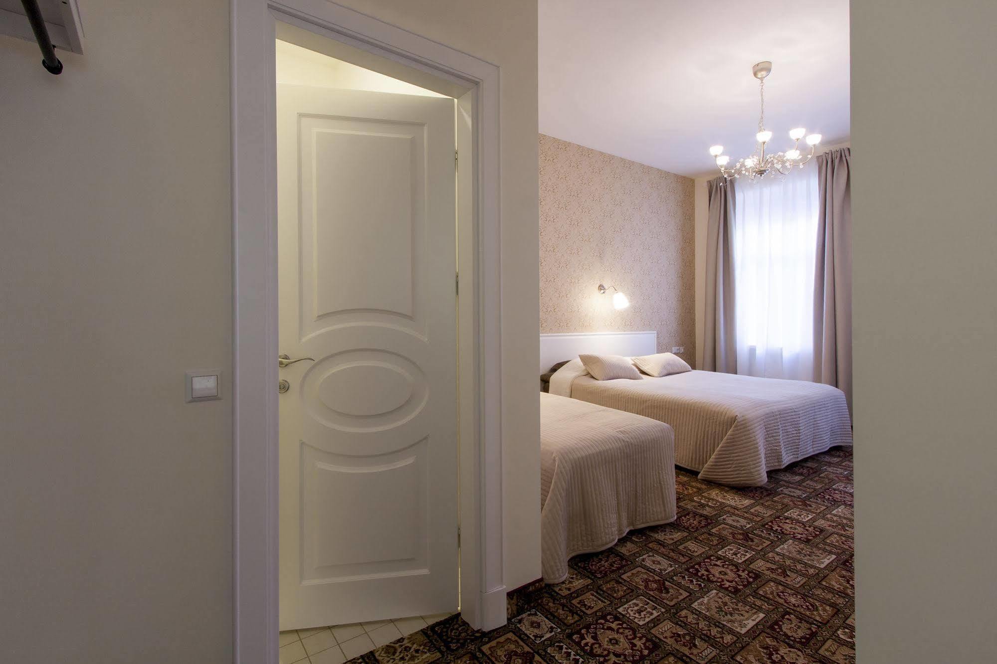 Real House Apartamentų viešbutis Vilnius